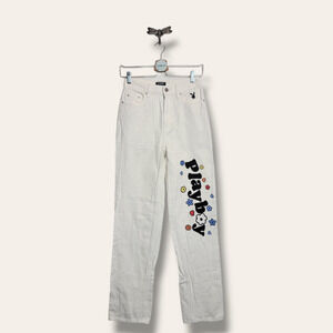 Playboy x PacSun 25×32 Flower Graphic Boyfriend Jeans — High Rise, Boho Floral